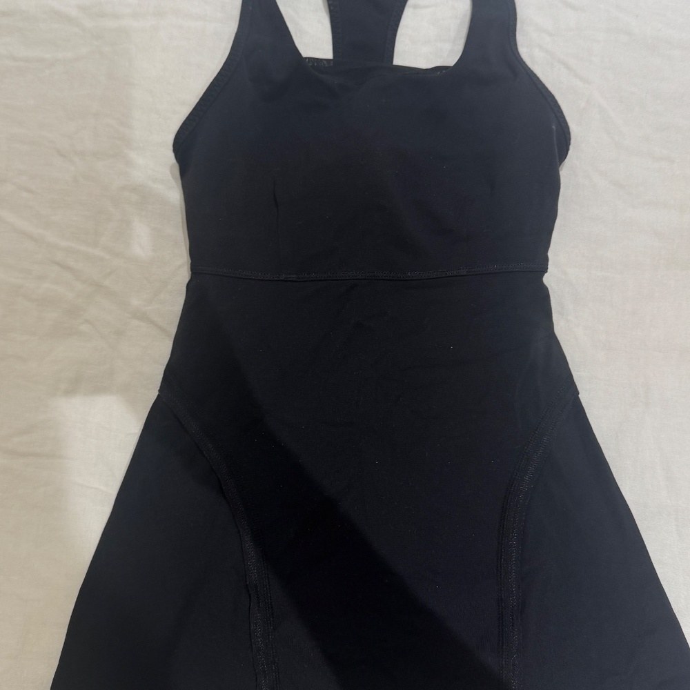 Lululemon Black Tank Top (Size 2)